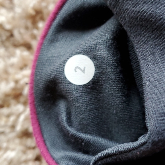 Lululemon pants - Picture 4 of 4